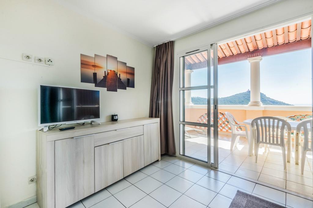 Saint-Raphaël Residence Le Hameau Cap Esterel - Maeva Home מראה חיצוני תמונה